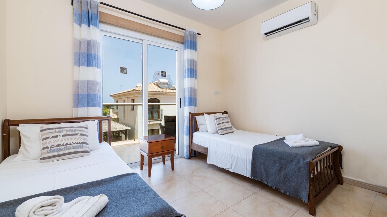 Photo of Bedroom in Kapparis