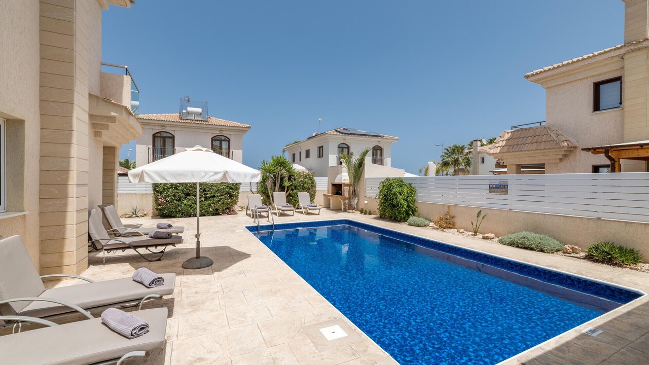 Photo of Outdoor in Kapparis
