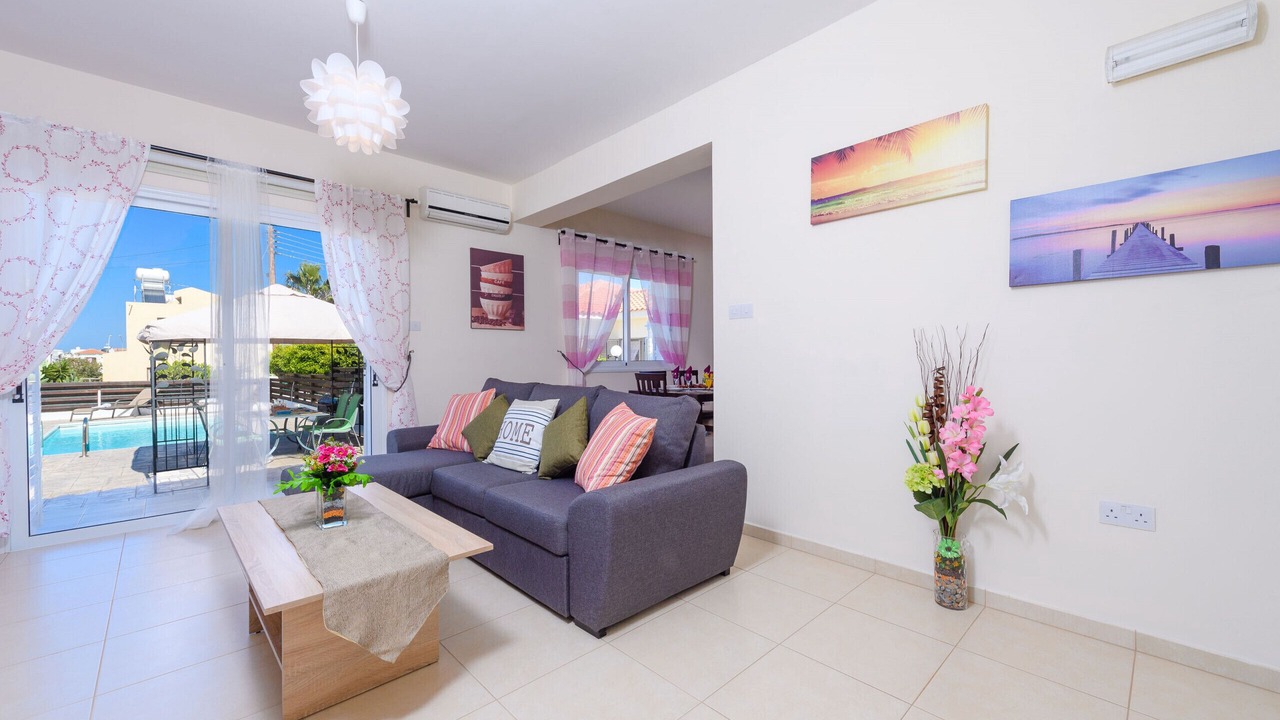Photo of Livingroom in Protaras
