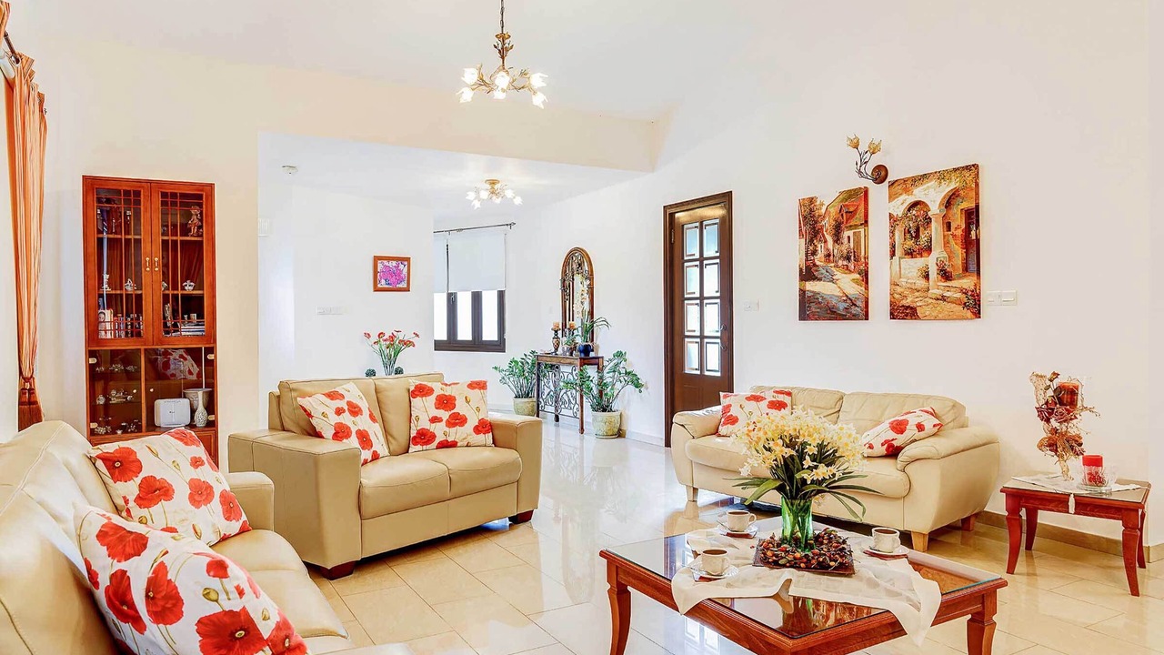 Photo of Livingroom in Latchi