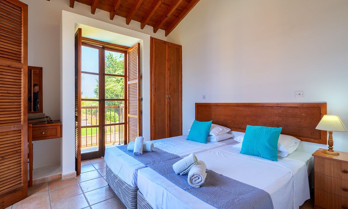 Photo of Bedroom in Polis