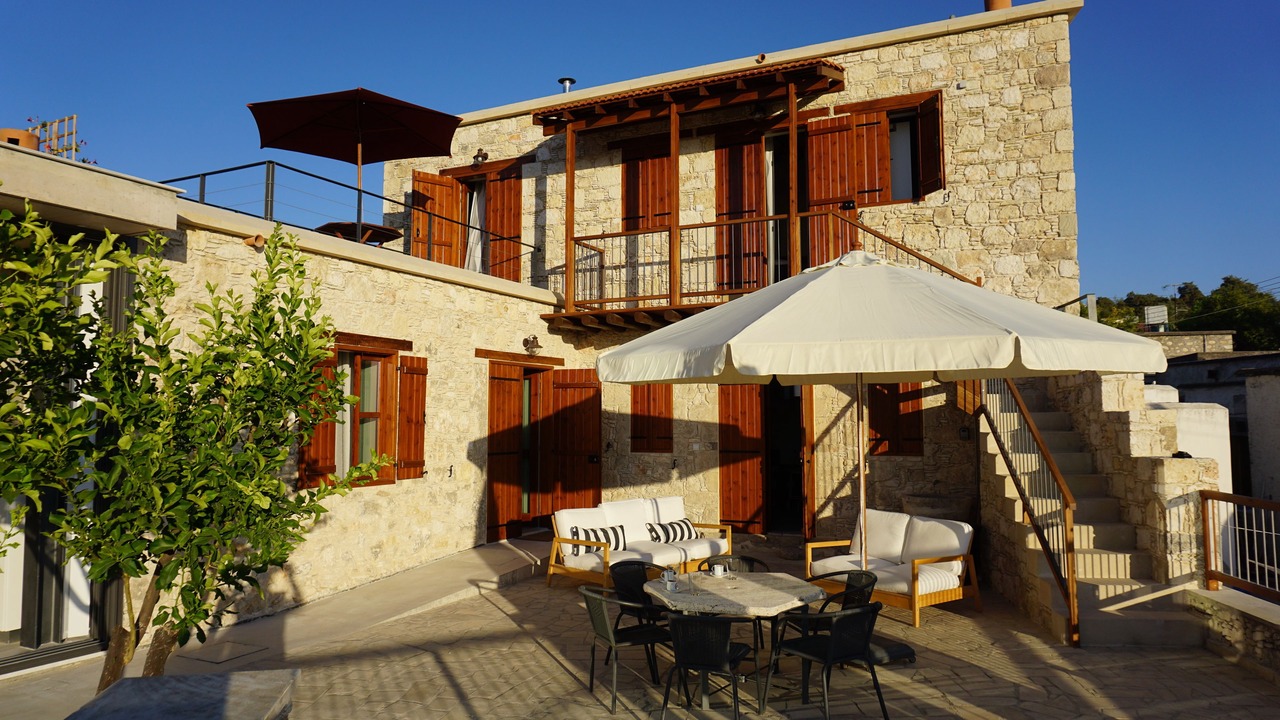 Photo of Outdoor in Lysos