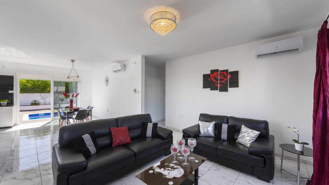 Photo of Livingroom in Protaras