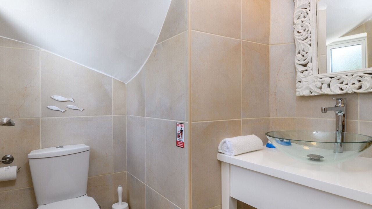 Photo of Bathroom in Cape Greko