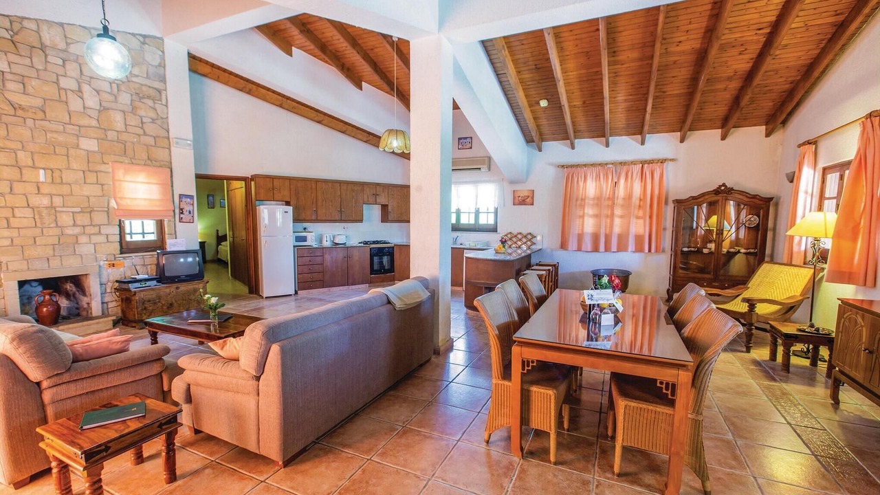 Photo of Bedroom in Polis