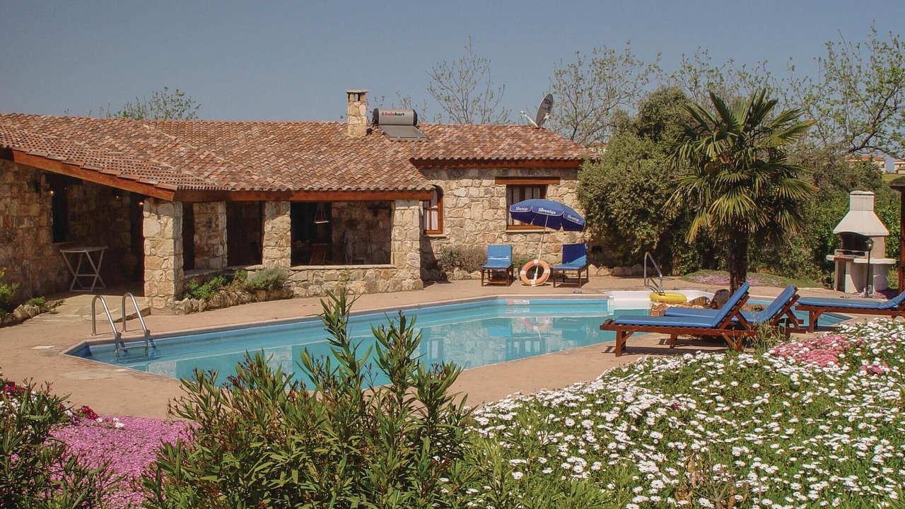 Photo of Outdoor in Polis