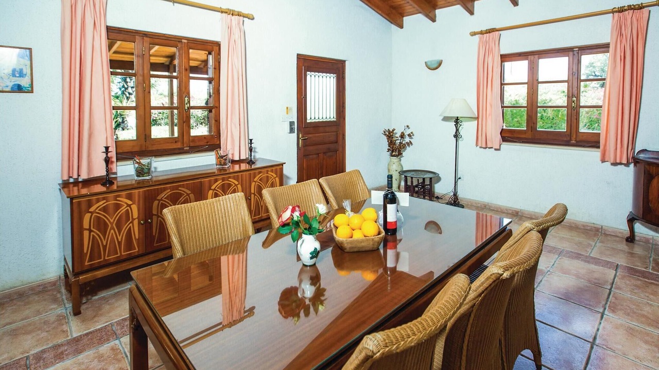 Photo of Bedroom in Polis