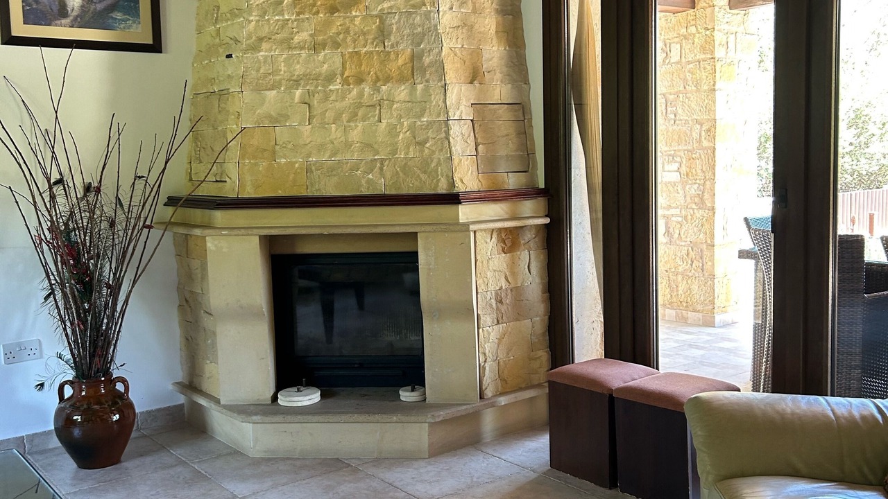 Photo of Livingroom in Miliou