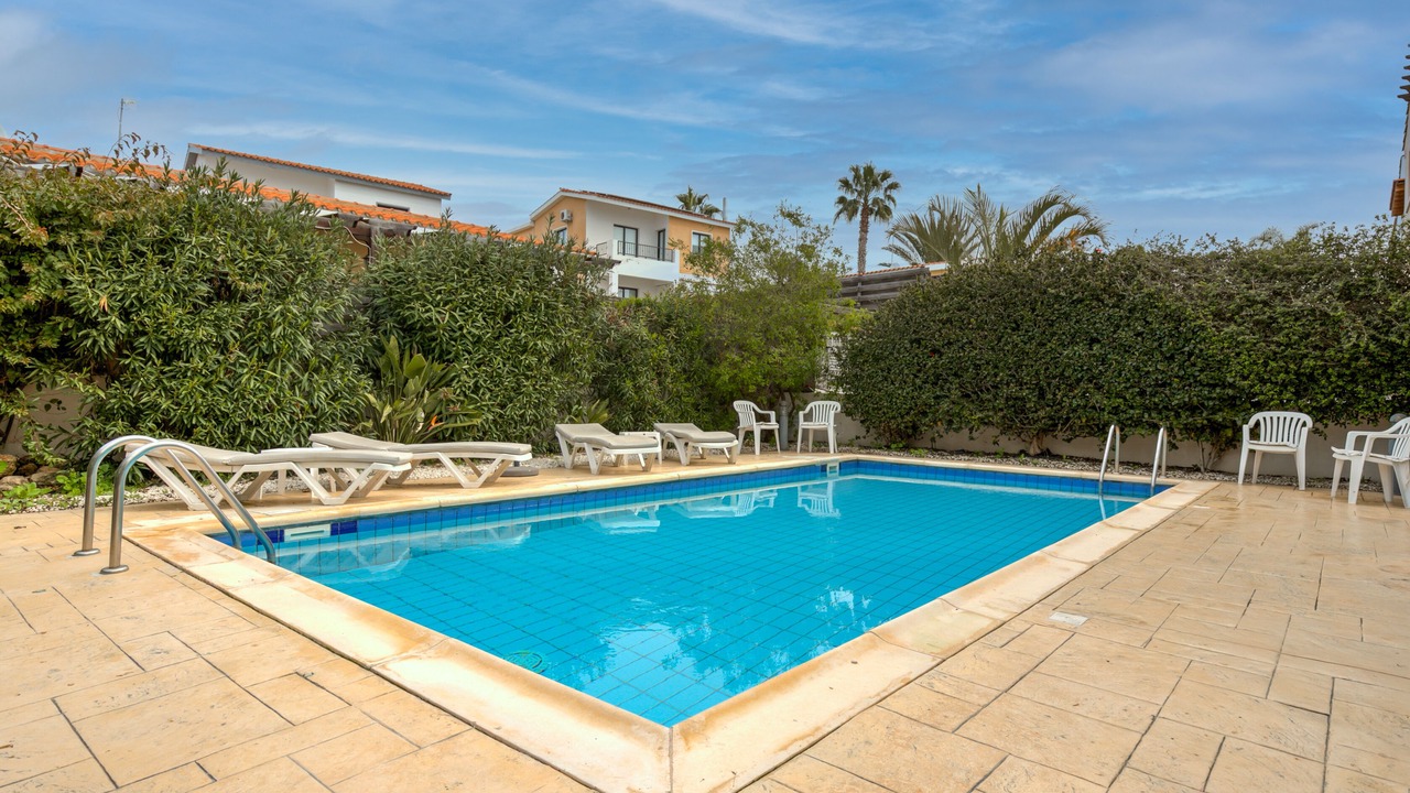 Photo of Outdoor in Emba