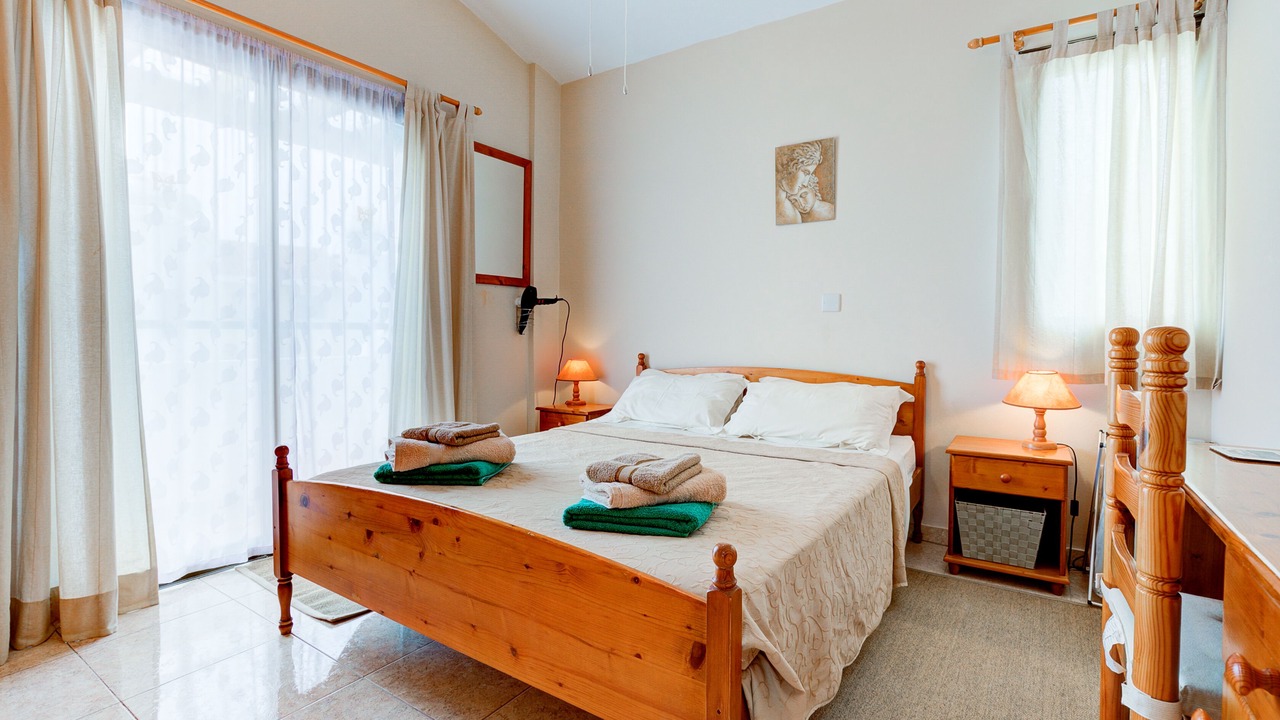 Photo of Bedroom in Emba