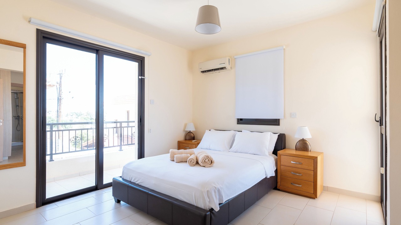 Photo of Bedroom in Alethriko