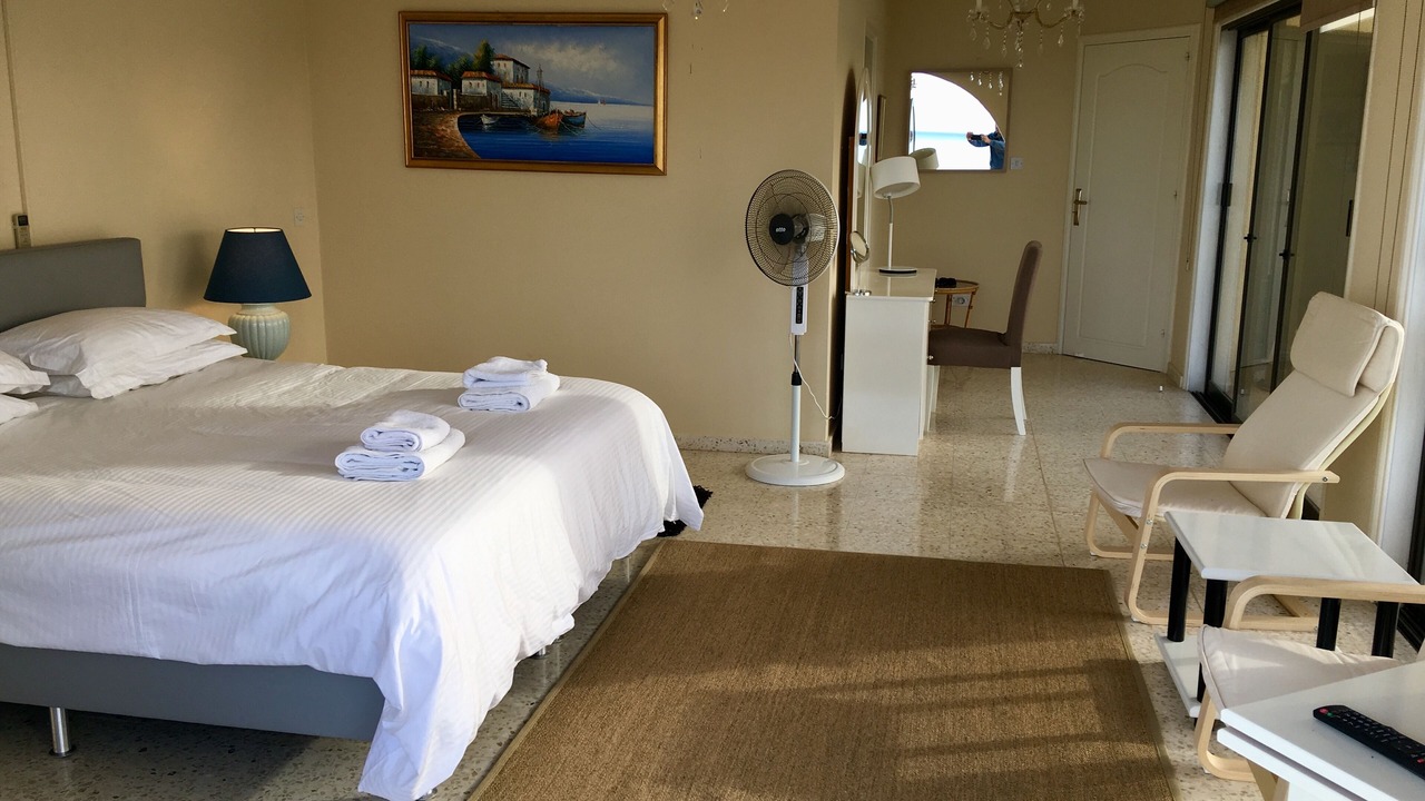 Photo of Bedroom in Sea Caves