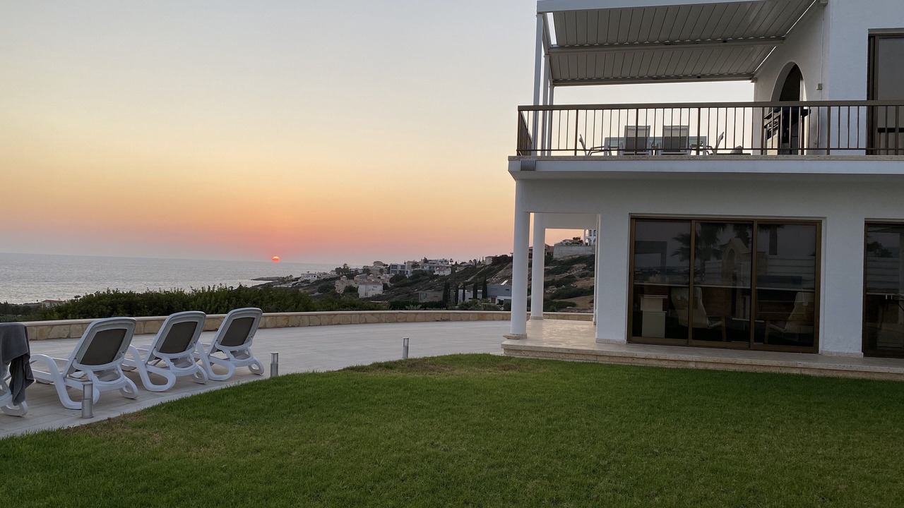 Photo of Patio Balcony in Sea Caves