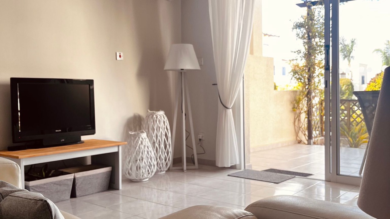 Photo of Livingroom in Peyia Town