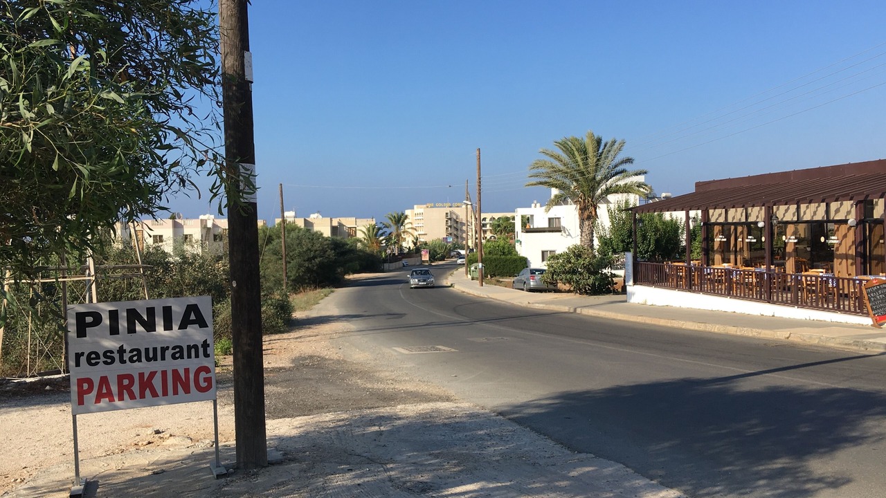 Photo of Others in Pernera