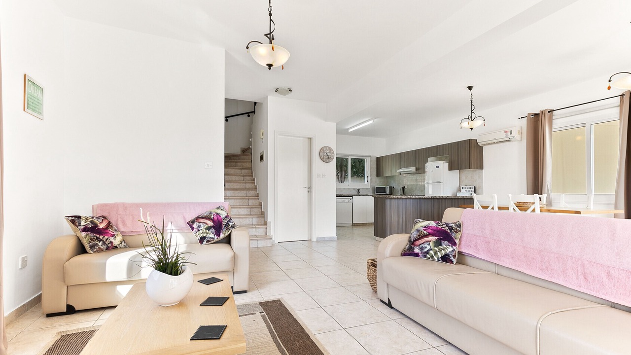 Photo of Livingroom in Pegeia