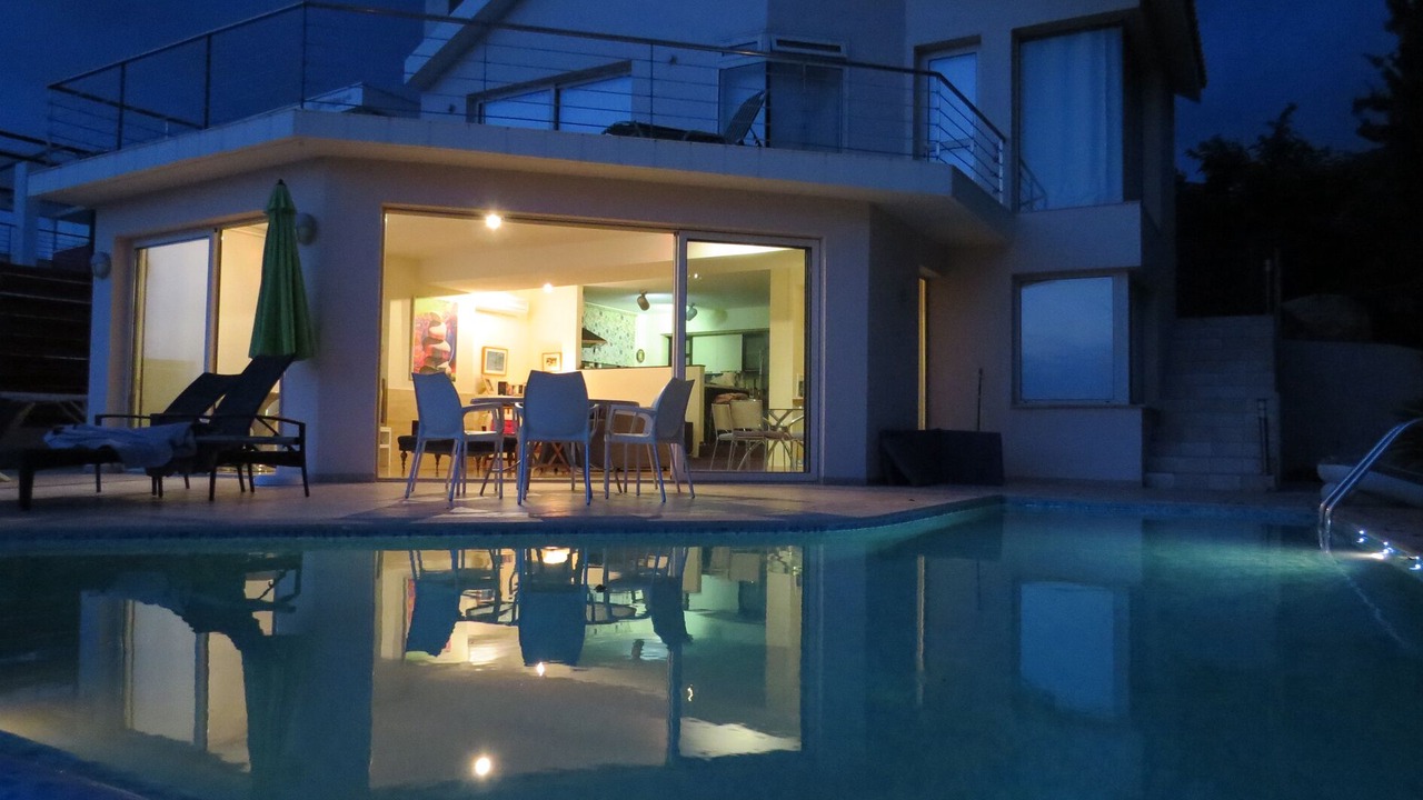 Photo of Outdoor in Pomos