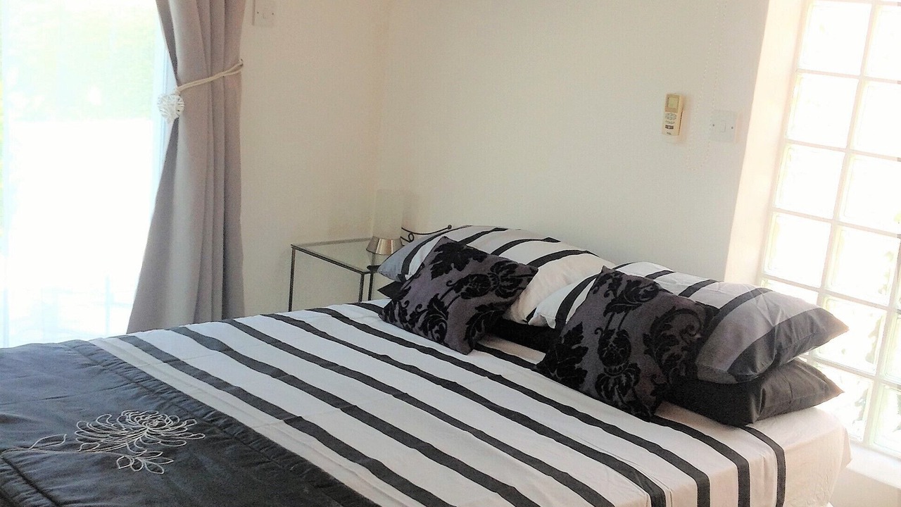Photo of Bedroom in Peyia Town