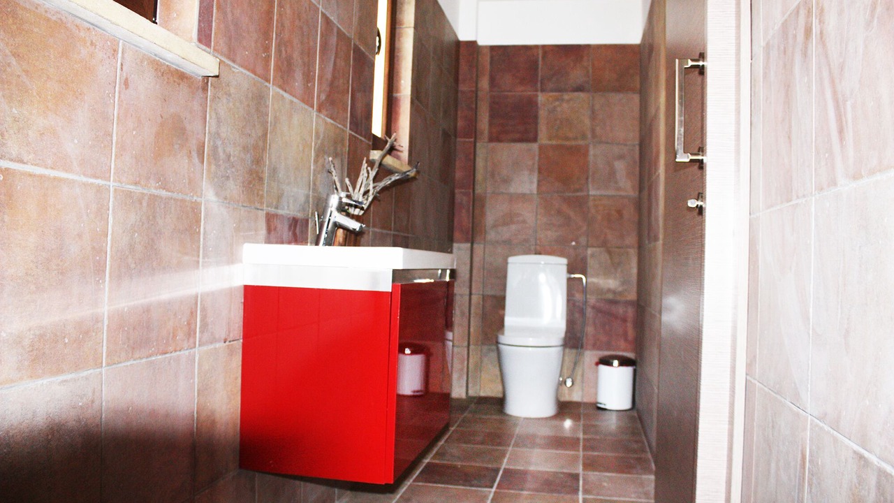 Photo of Bathroom in Anogyra