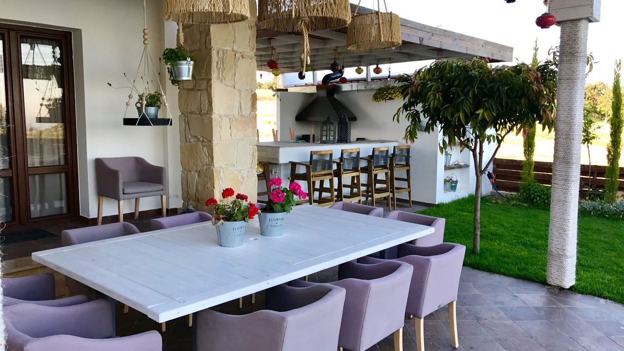Photo of Outdoor in Anogyra