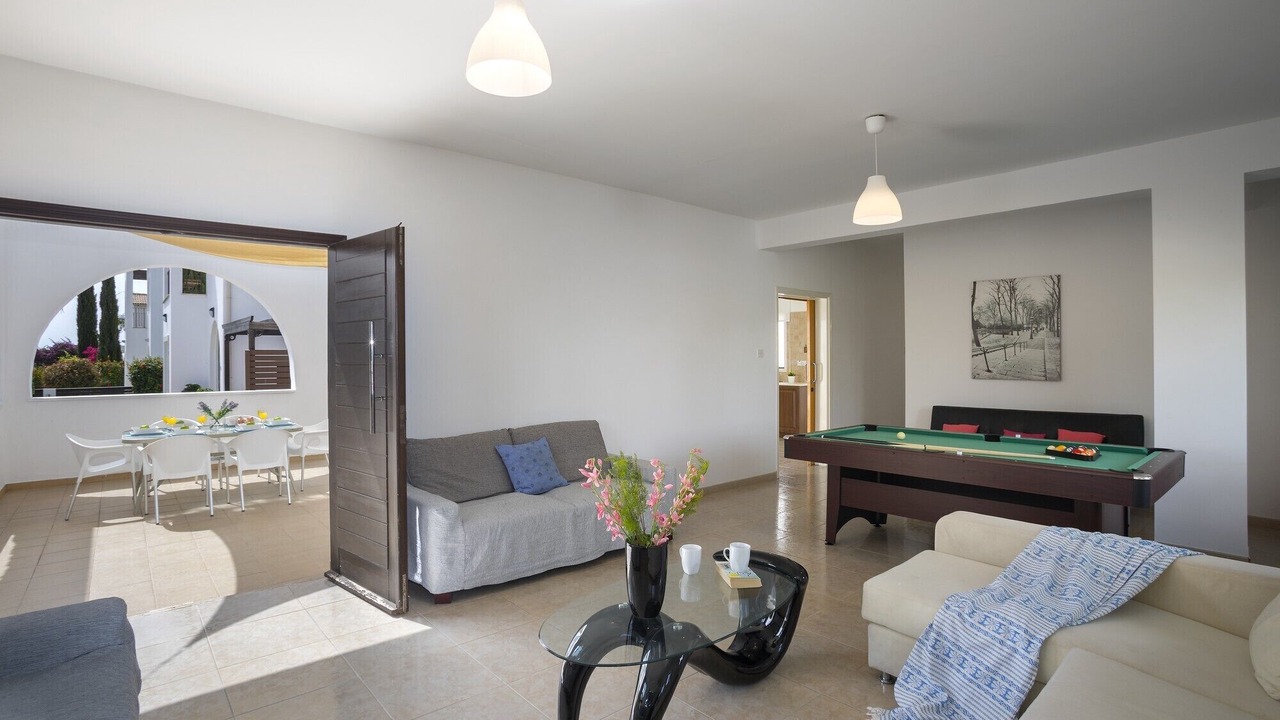 Photo of Livingroom in Cape Greko