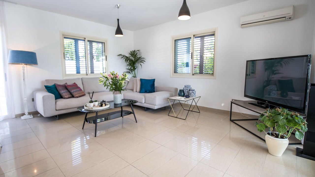 Photo of Livingroom in Pervolia