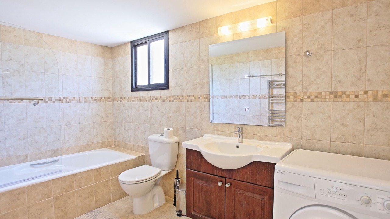 Photo of Bathroom in Latchi