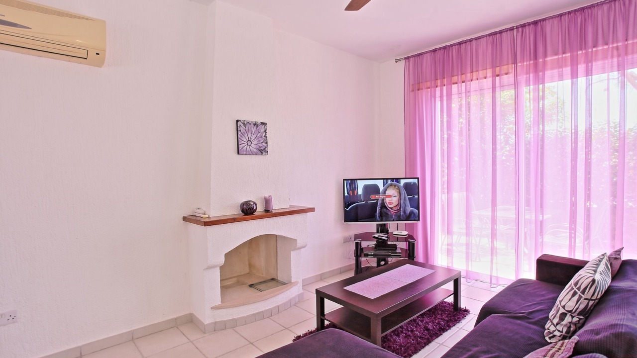 Photo of Livingroom in Polis