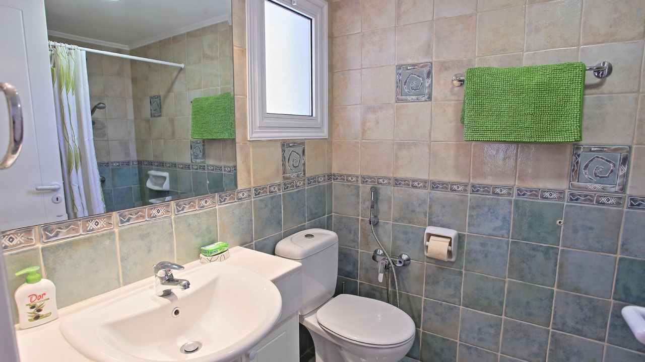 Photo of Bathroom in Polis