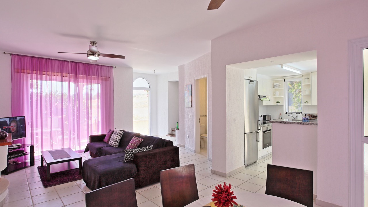 Photo of Livingroom in Polis