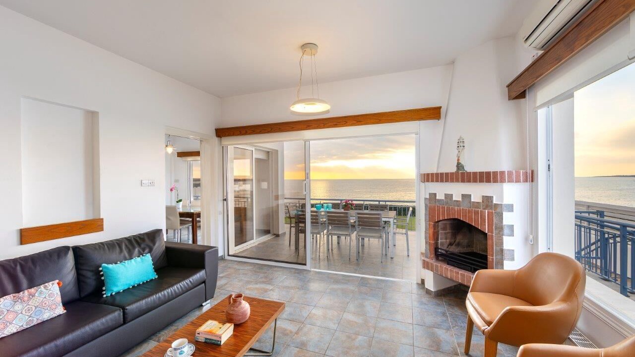 Photo of Livingroom in Kissonerga