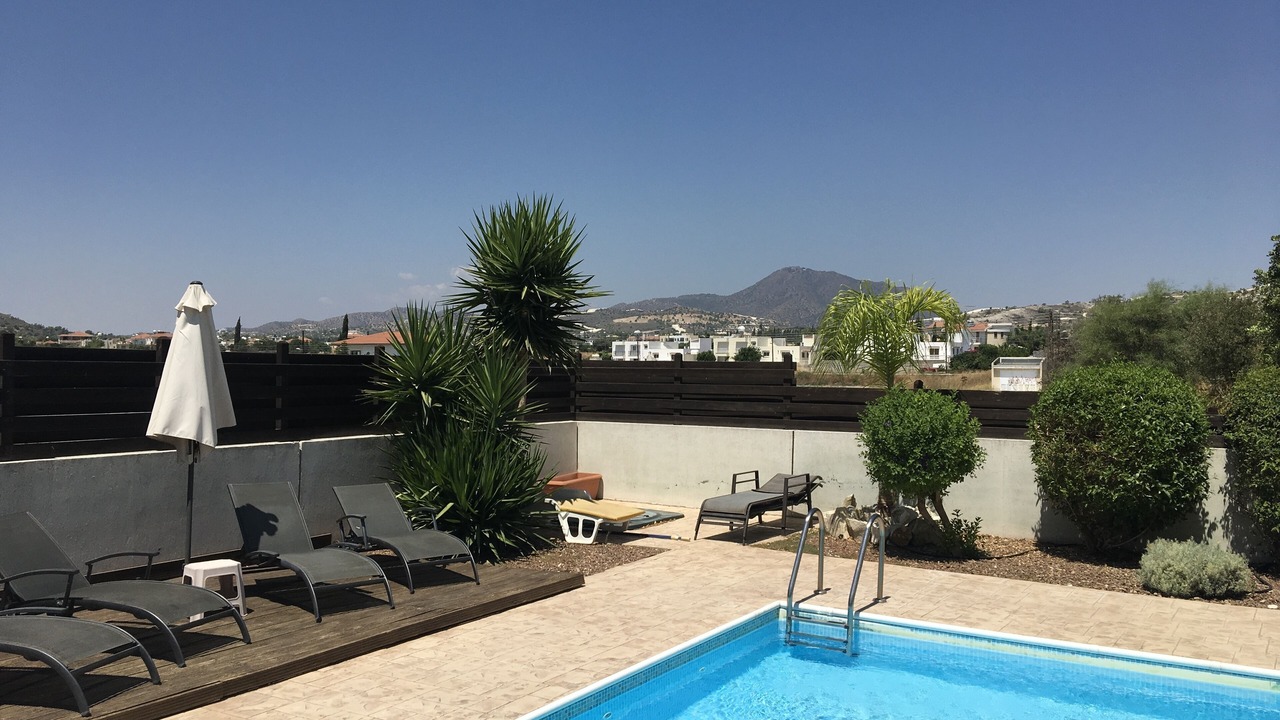 Photo of Outdoor in Alethriko
