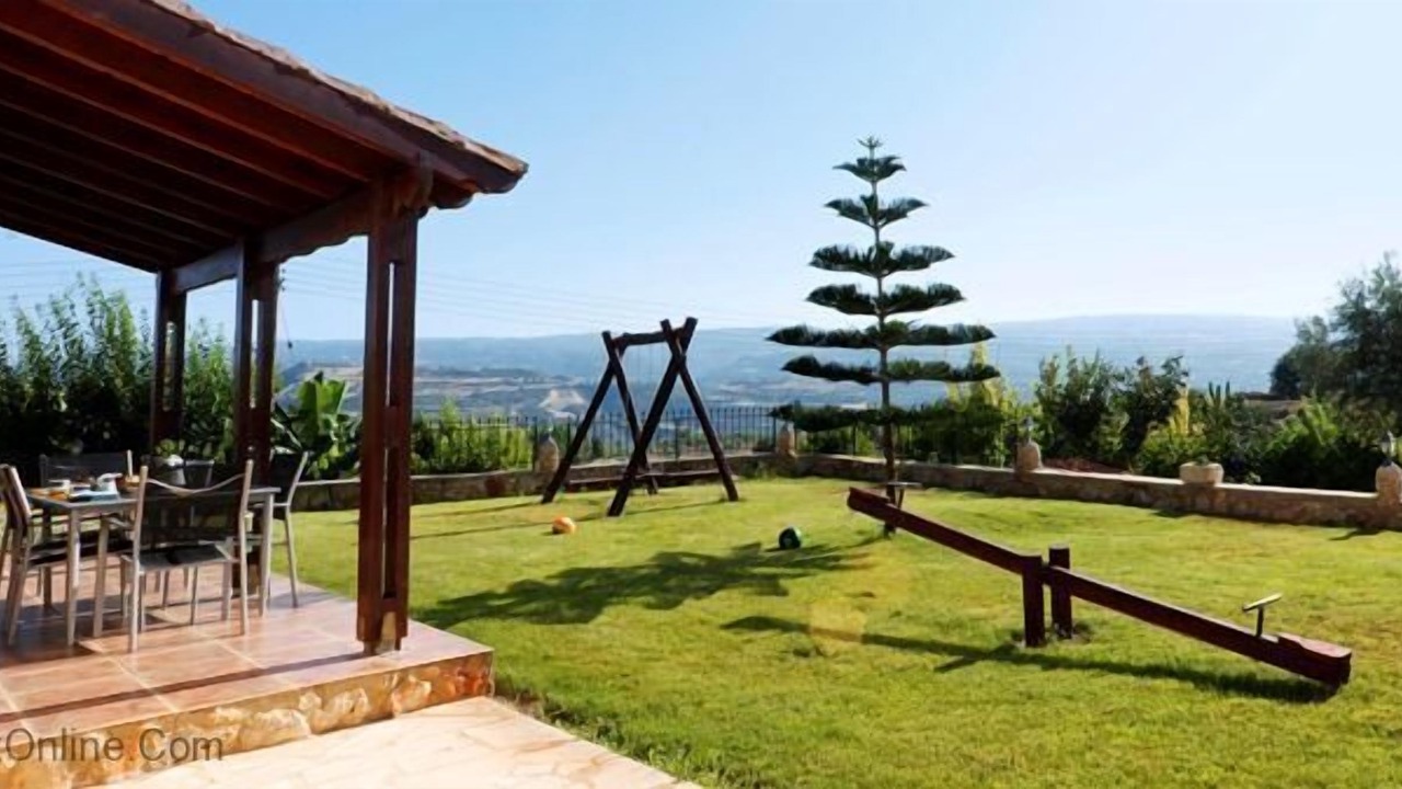 Photo of Outdoor in Pano Arodhes