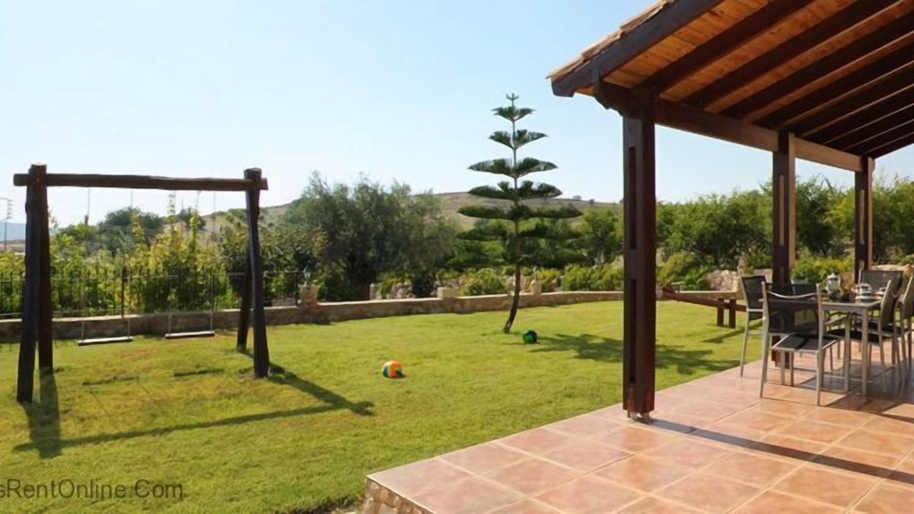 Photo of Outdoor in Pano Arodhes
