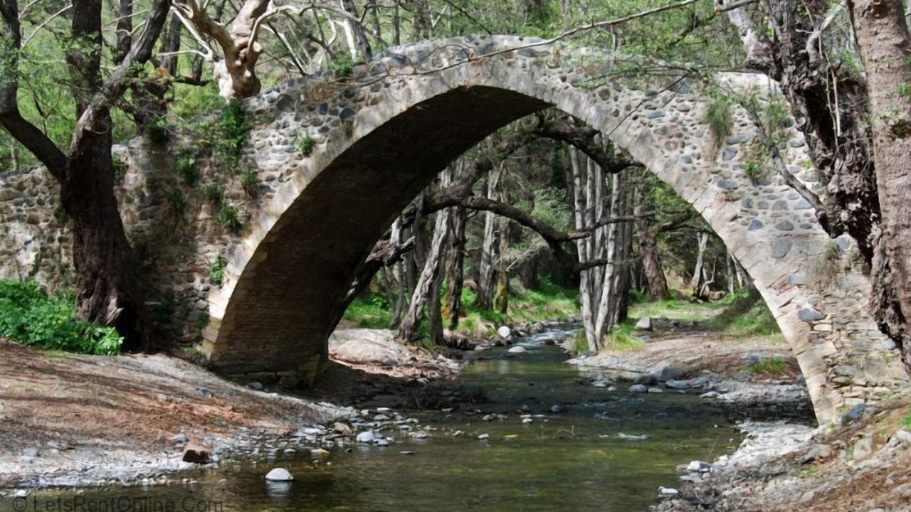 Photo of Others in Pano Arodhes