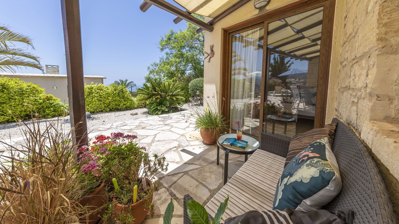 Photo of Patio Balcony in Peyia Town