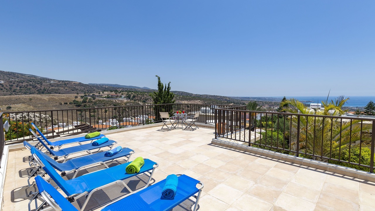 Photo of Patio Balcony in Peyia Town