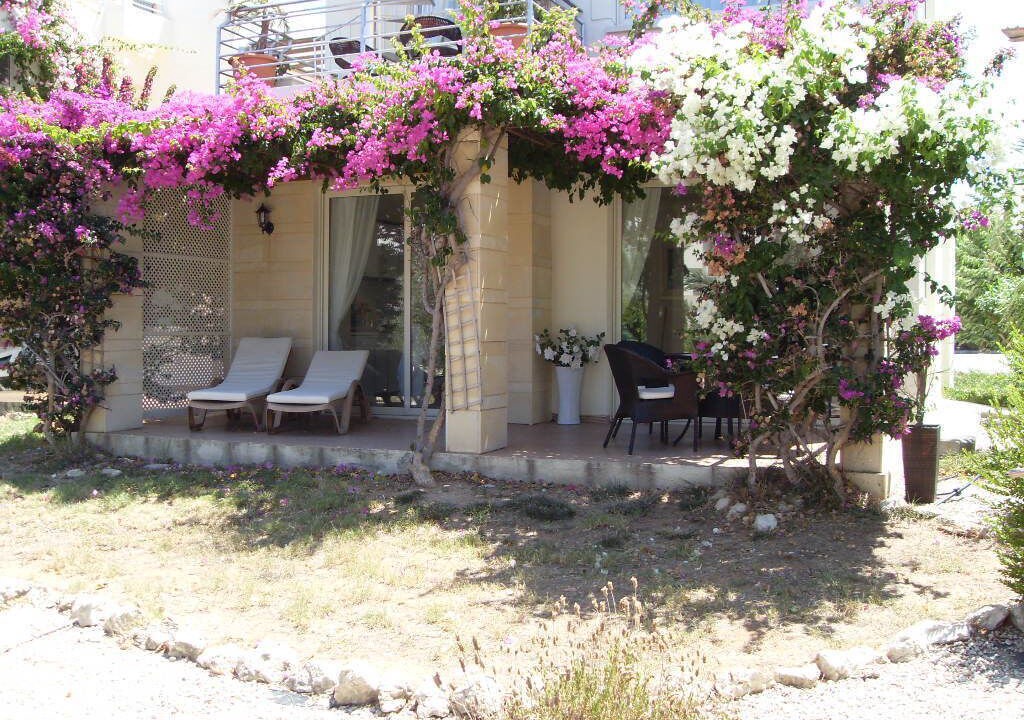 Photo of Patio Balcony in Esentepe