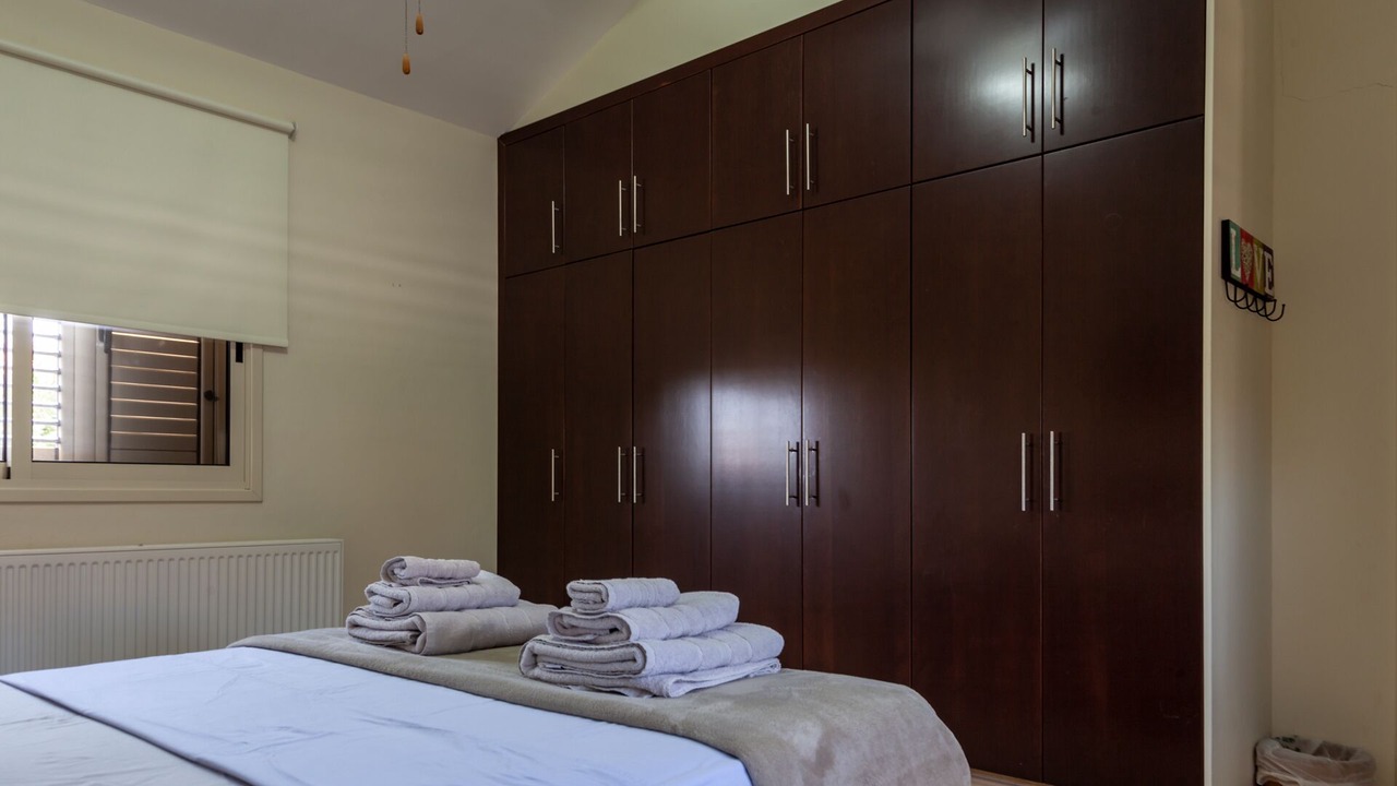 Photo of Bedroom in Pervolia