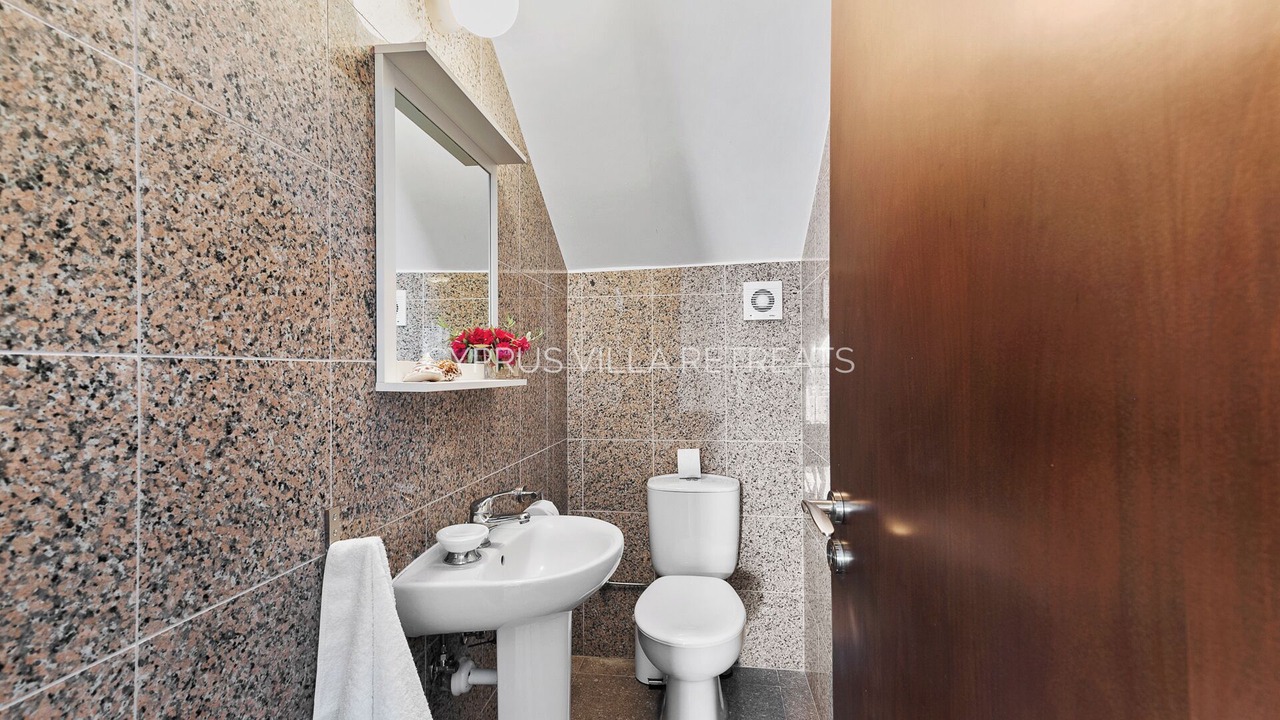 Photo of Bathroom in Agios Georgios Pegeias