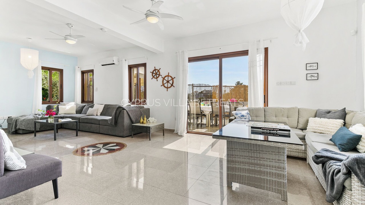 Photo of Livingroom in Agios Georgios Pegeias