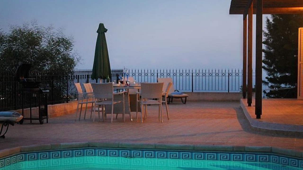 Photo of Outdoor in Peyia Town