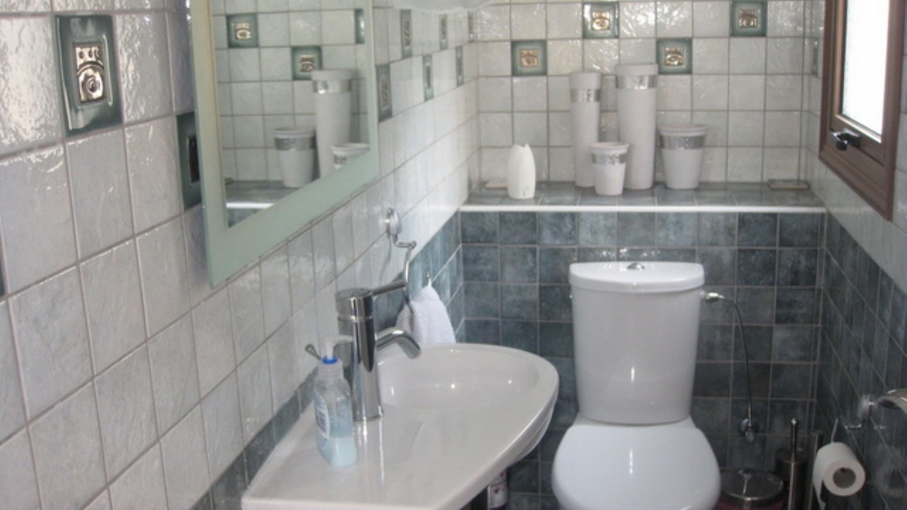 Photo of Bathroom in Pissouri