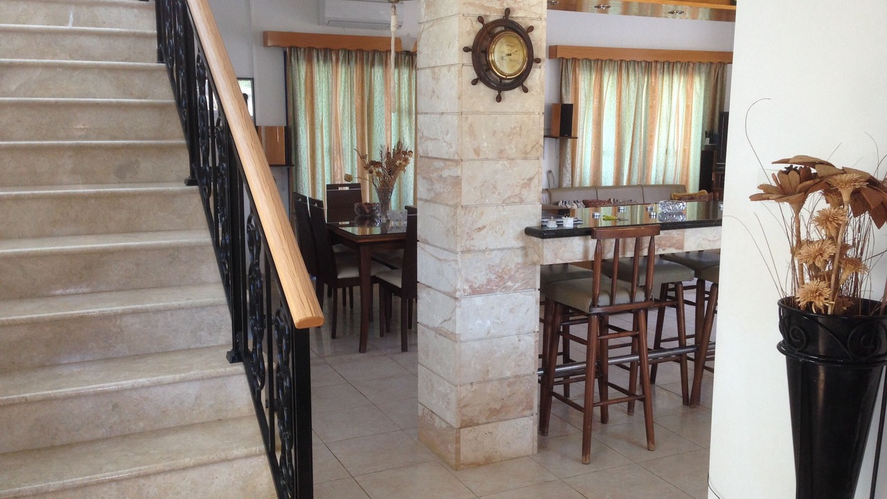 Photo of Others in Pomos