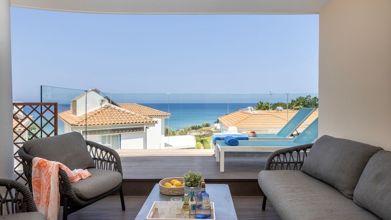 Photo of Patio Balcony in Pernera