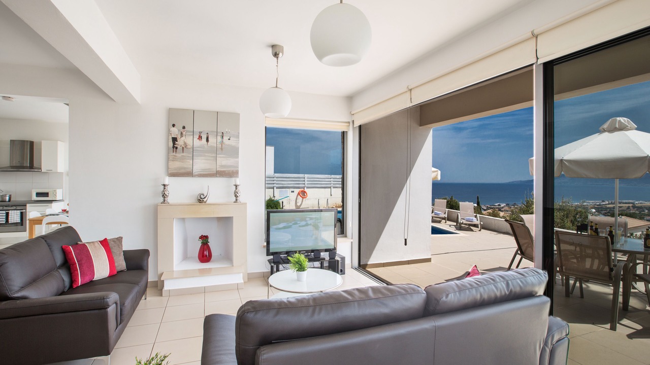 Photo of Bedroom in Latchi