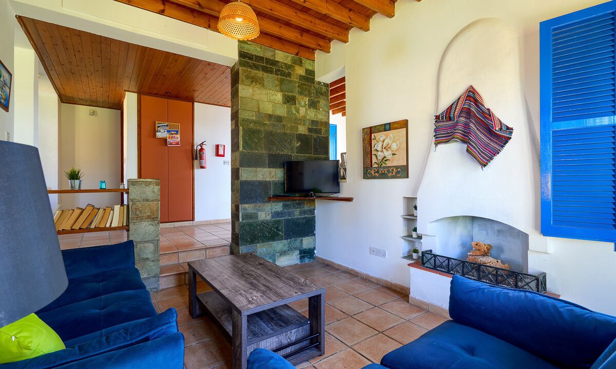 Photo of Livingroom in Latchi
