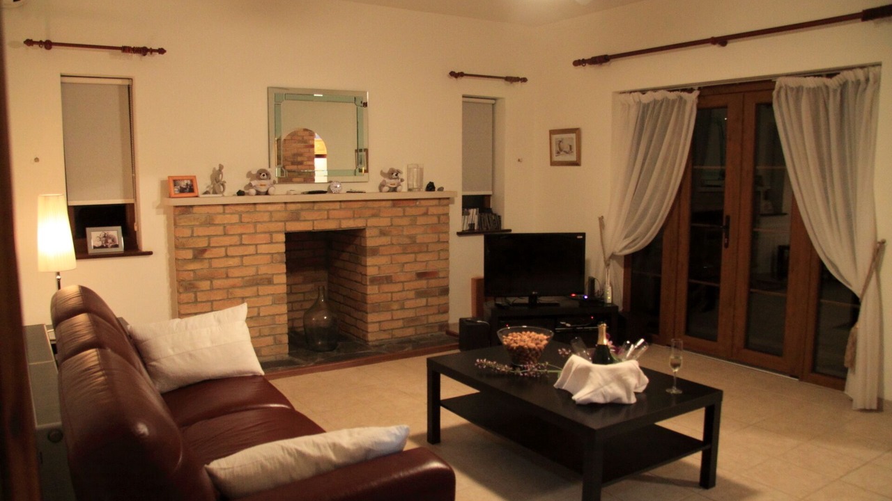 Photo of Livingroom in Anogyra