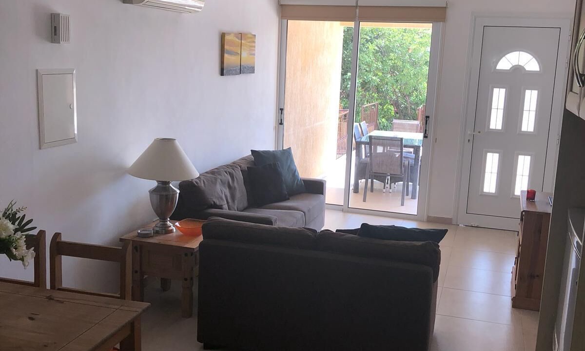 Photo of Livingroom in Peyia Town
