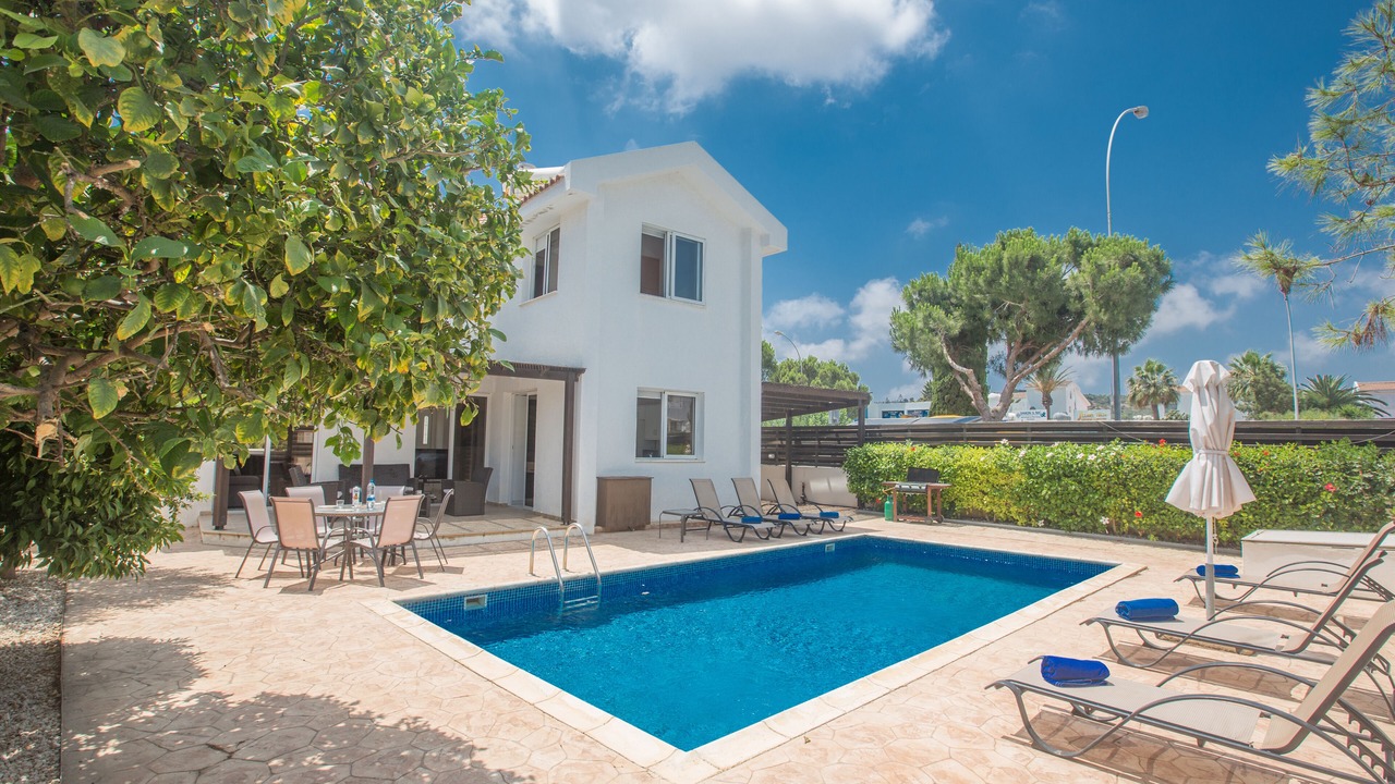 Photo of Outdoor in Pernera